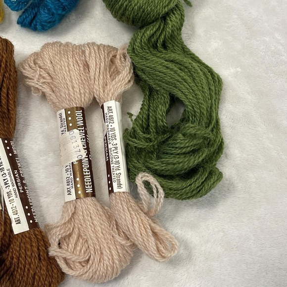 Vintage Bucilla Needlepoint And Crewel 100% Virgin Wool Persian Assorted Colors - Picture 5 of 11